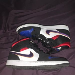 Air Jordan 1 Mid SE GS 'Rivals'